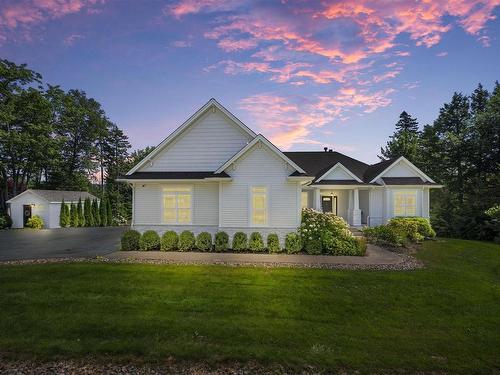 261 Aberdeen Drive, Fall River, NS 