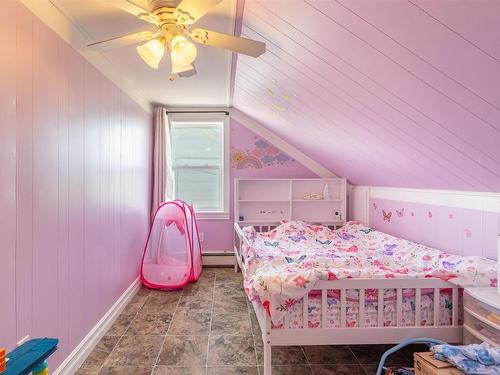 24 Highland Street   B1A 2T5 Street, Glace Bay, NS 
