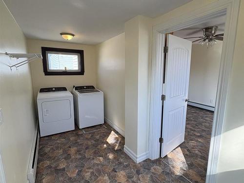24 Highland Street   B1A 2T5 Street, Glace Bay, NS 