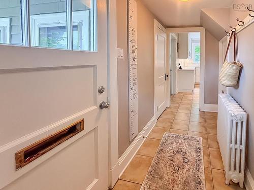 65 Crescent Street, Bridgewater, NS 