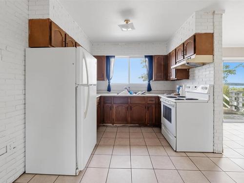1166 Sandy Point Road, Shelburne, NS 