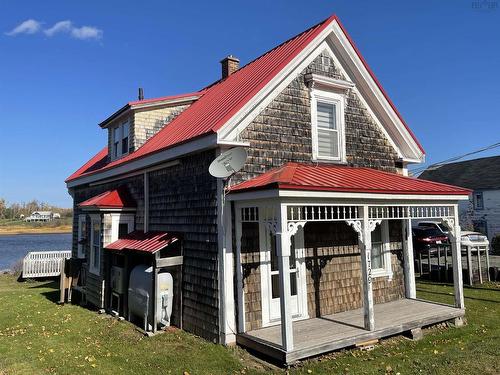 1729 Highway 6, River John, NS 