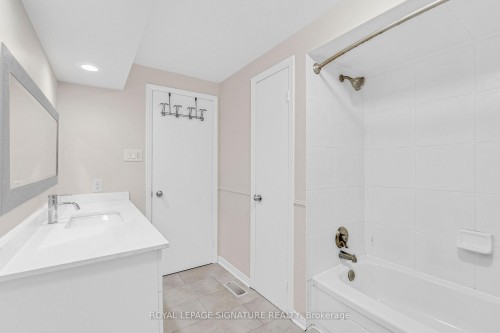 42 Baxter Crescent, Thorold, ON 