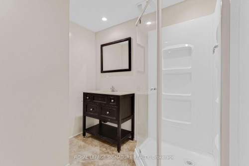 42 Baxter Crescent, Thorold, ON 