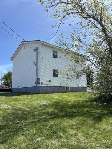 42 Pleasant Street, Springhill, NS 