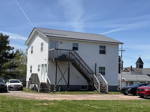 42 Pleasant Street, Springhill, NS 