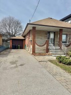 Lower-36 Ashmore Avenue  Toronto, ON M8Z 4C4