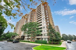 109-5 Lisa Street Brampton, ON L6T 4T4