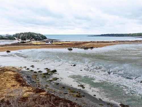 1A Lobster Pound Road, Cape Forchu, NS 