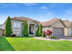 132 Sherwood Court Chatham, ON N7L 6L2