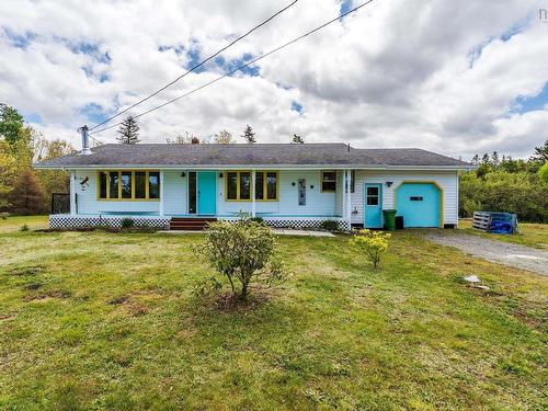 7784 Highway 101, Plympton, NS 