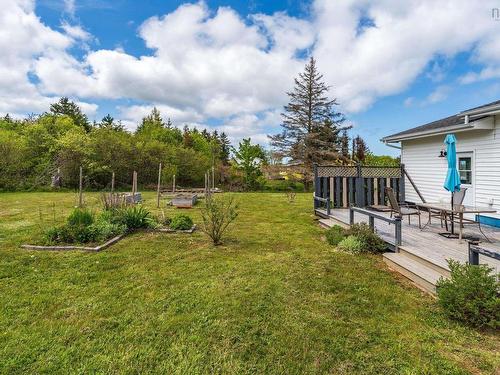 7784 Highway 101, Plympton, NS 