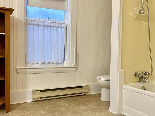 12 Hector Street, Port Maitland, NS 