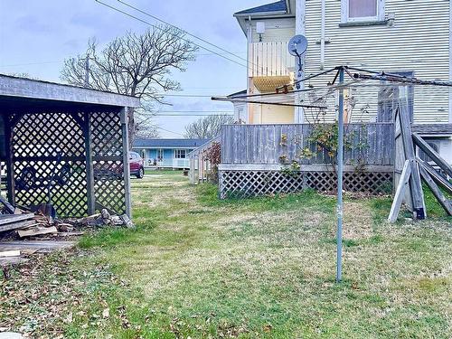 12 Hector Street, Port Maitland, NS 