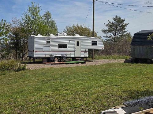 4827 209 Highway, Spencers Island, NS 
