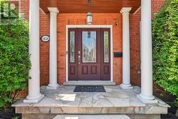 1424 THE LINKS DRIVE Oakville, ON L6M 2N9