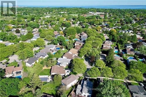 712 Auburn Crescent, Burlington, ON 