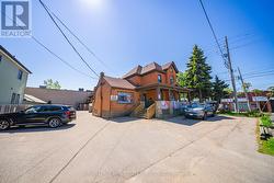 323 UPPER WENTWORTH STREET  Hamilton, ON L9A 4T2