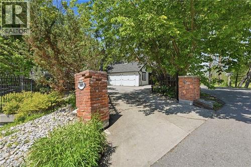 6123 Guelph Line, Burlington, ON 