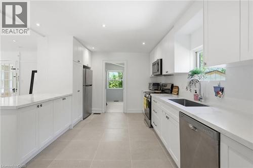 6123 Guelph Line, Burlington, ON 