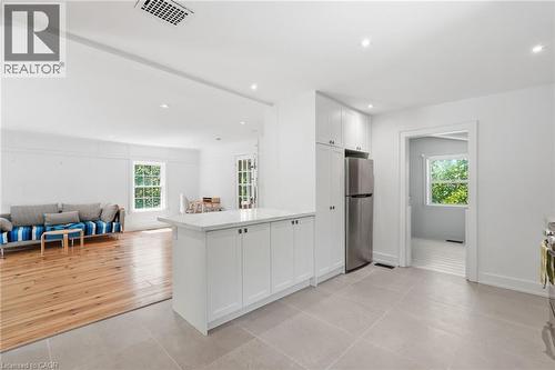 6123 Guelph Line, Burlington, ON 