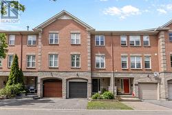 125 ARCOLA PRIVATE  Ottawa, ON K1K 4W9