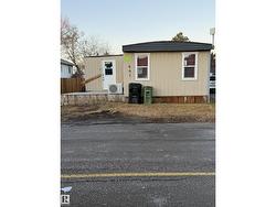 441 WESTVIEW CL NW  Edmonton, AB T5S 1T6