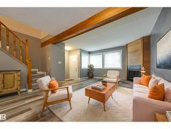 3526 42 AV NW  Edmonton, AB T6L 5C8