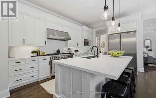 7 Woodington Court, Whitby (Brooklin), ON 