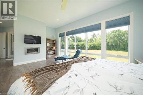 792 Charlotteville Road 8, Simcoe, ON - Indoor Photo Showing Bedroom