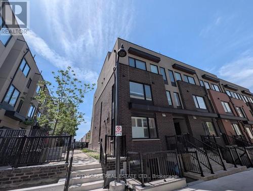 4 - 142 William Duncan Road, Toronto, ON 