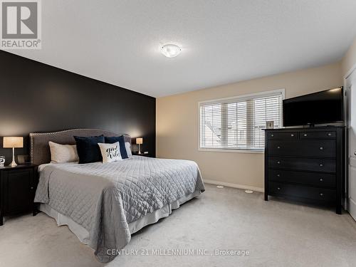 111 Cedar Lake Crescent, Brampton, ON - Indoor Photo Showing Bedroom