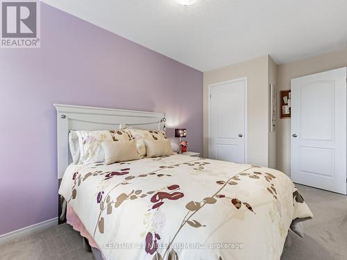 111 Cedar Lake Crescent, Brampton, ON - Indoor Photo Showing Bedroom