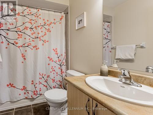 111 Cedar Lake Crescent, Brampton, ON - Indoor Photo Showing Bathroom
