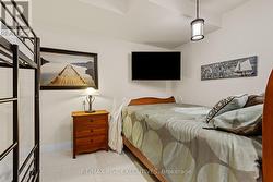 Basement extra room - 