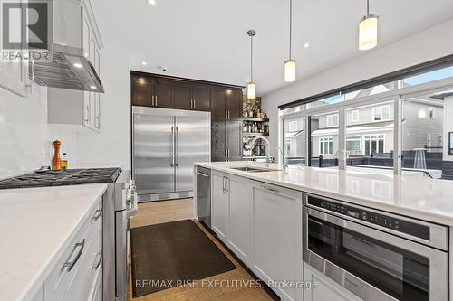 Kitchen - 165 Finsbury Avenue, Ottawa, ON 