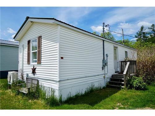 5A Edgewood St, Saint Stephen, NB 