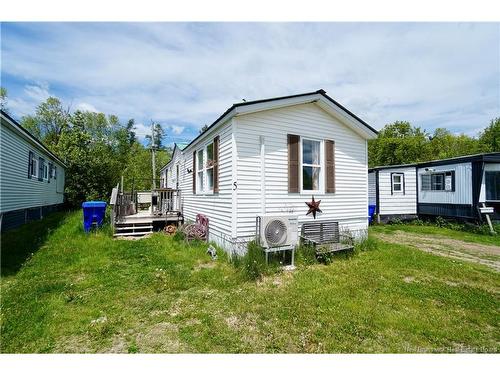 5A Edgewood St, Saint Stephen, NB 