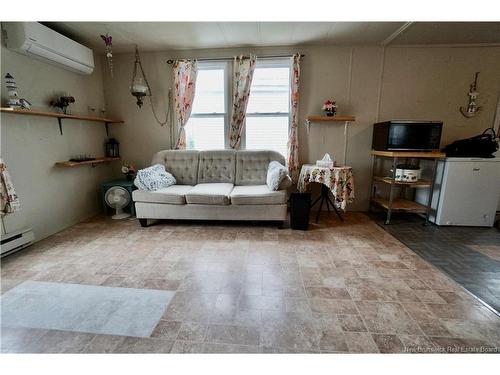 5A Edgewood St, Saint Stephen, NB 