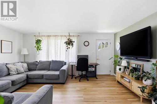 104 Eastern Ave, Sault Ste. Marie, ON 