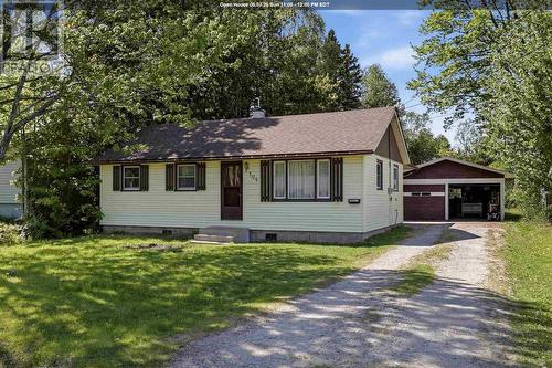 104 Eastern Ave, Sault Ste. Marie, ON 