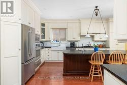 317 RATHBURN ROAD Toronto, ON M9B 2L7