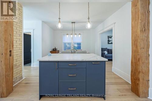 5 Mckenzie Avenue, London South (South F), ON 