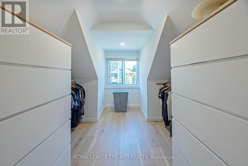 5 Mckenzie Avenue, London South (South F), ON 