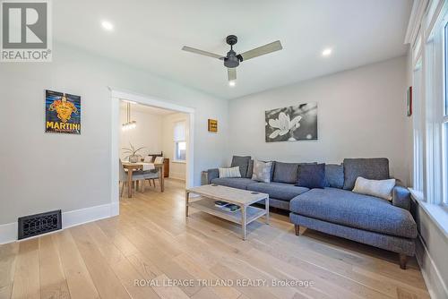 5 Mckenzie Avenue, London South (South F), ON 