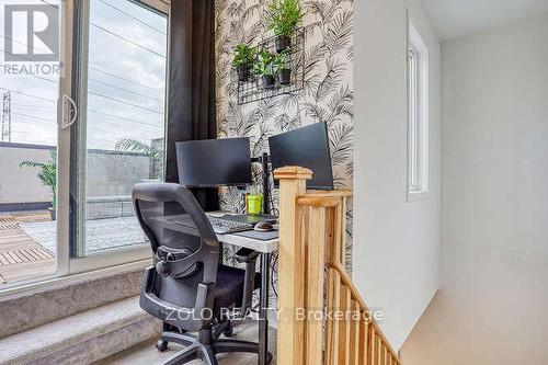 218 - 1555 Kingston Road, Pickering, ON 