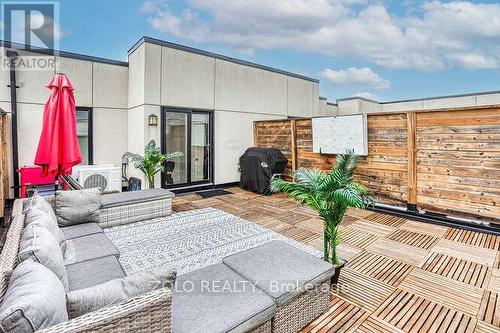 218 - 1555 Kingston Road, Pickering, ON - Outdoor