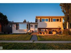 3814 ADA BV NW  Edmonton, AB T5W 4M4
