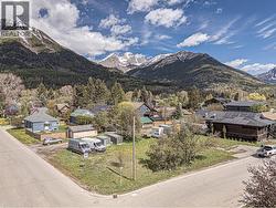 701 & 721 7th Avenue Fernie, BC V0B 1M0