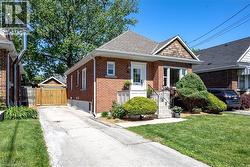 50 EAST 36TH Street  Hamilton, ON L8V 3Y9